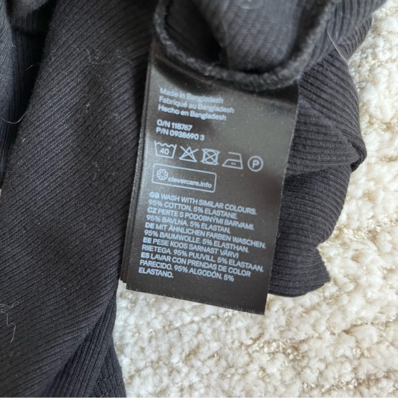 H&M Ribbed T-Shirt - Picture 8 of 8